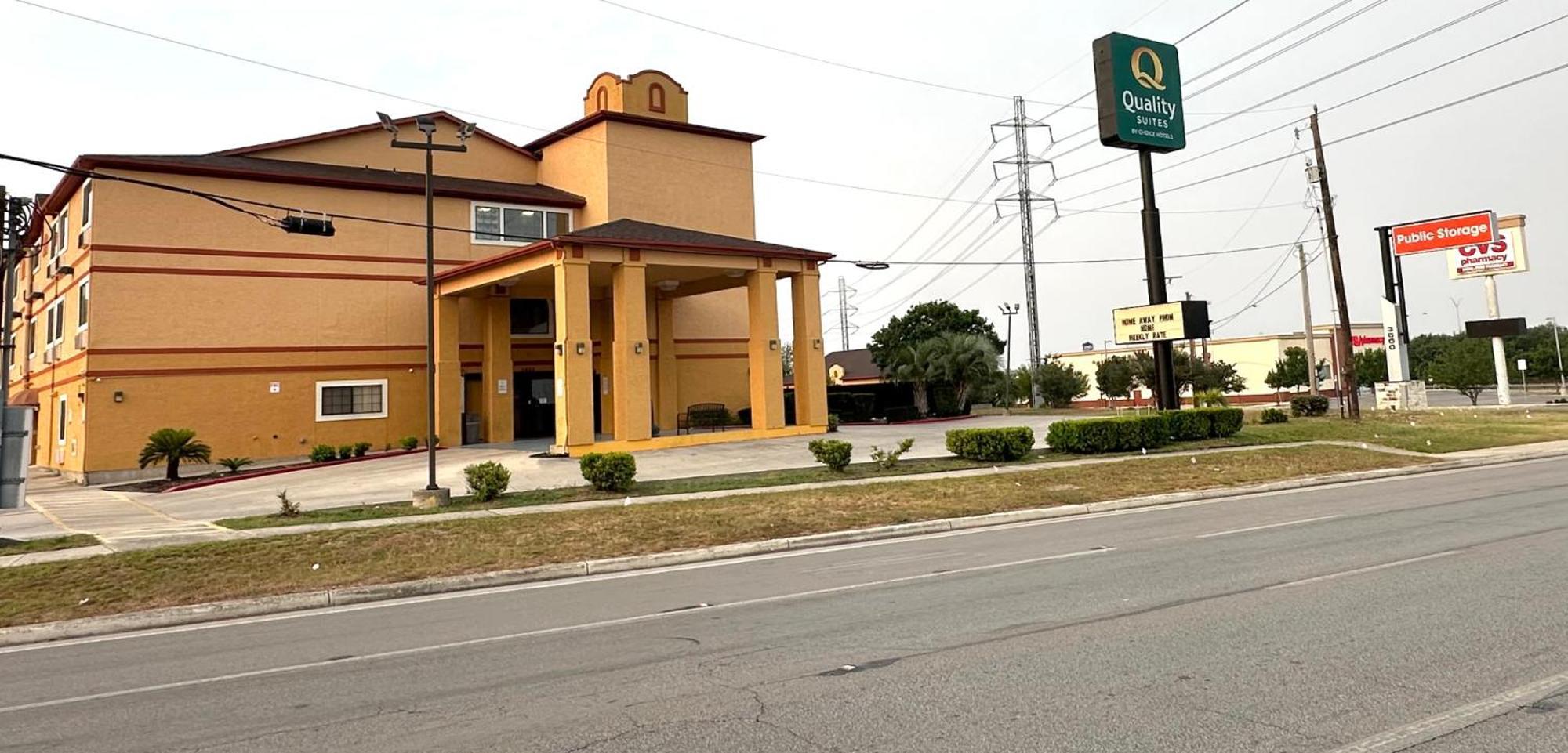 Quality Suites San Antonio Dış mekan fotoğraf